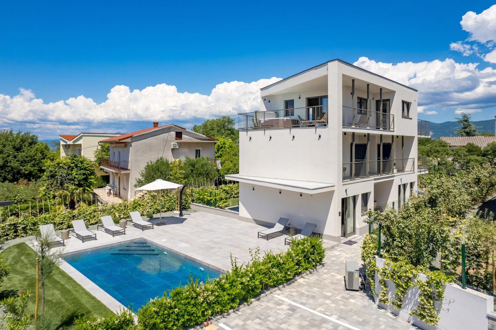 Apartmani Vila Mara M 1 Heated Pool Omišalj Exterior foto