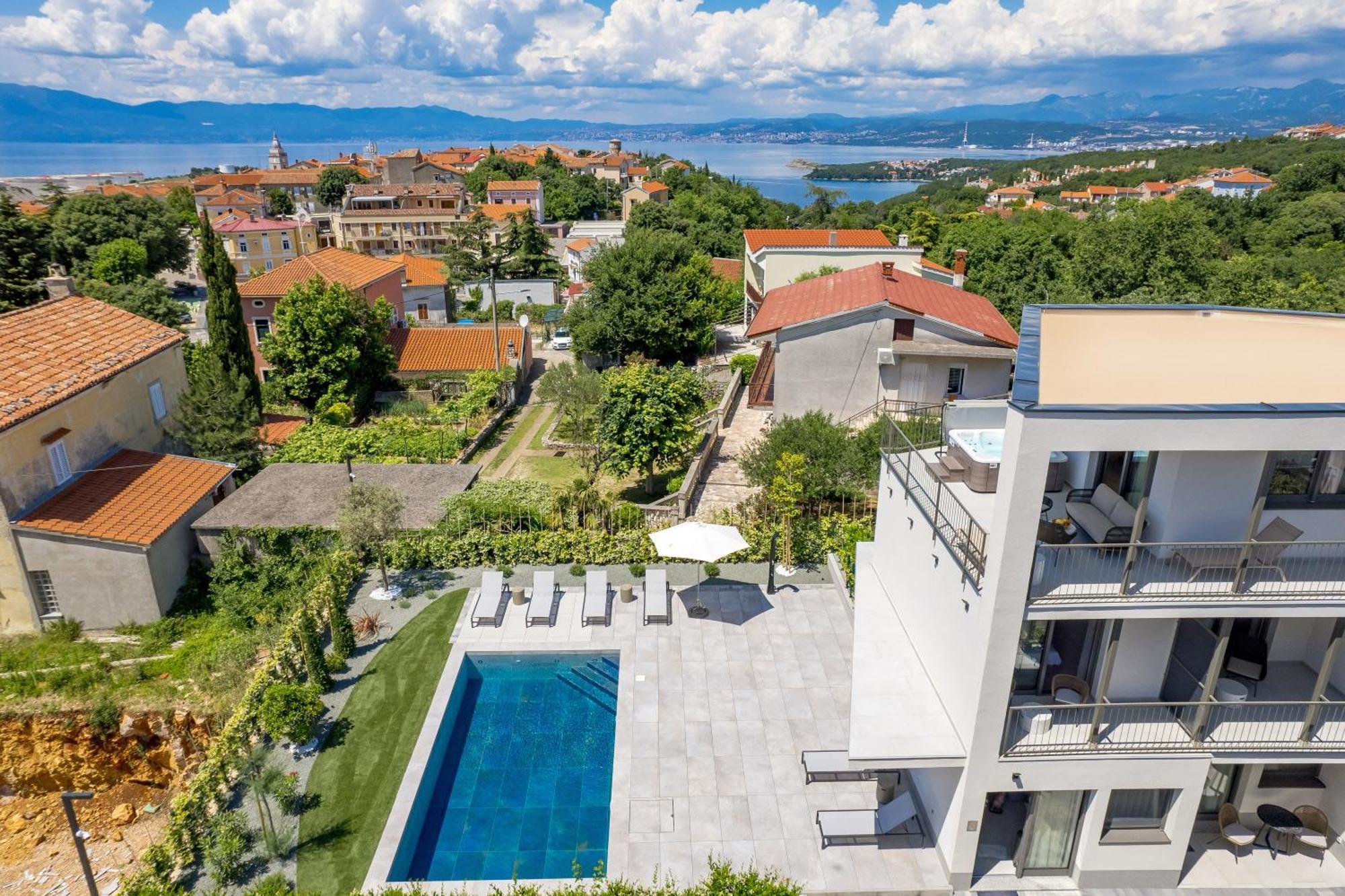 Apartmani Vila Mara M 1 Heated Pool Omišalj Exterior foto